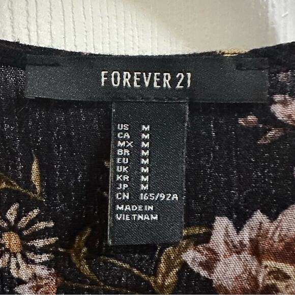 Forever 21 Long Sleeve Floral Wrap Dress Women’s size Medium Black and Yellow - Picture 3 of 8